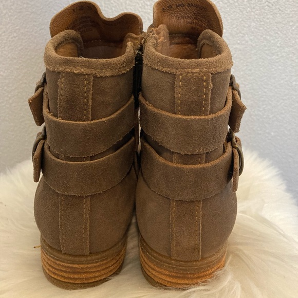 Born Brown Leather Ankle Boots with Buckle Straps Moraga Suede Boot - Picture 8 of 12